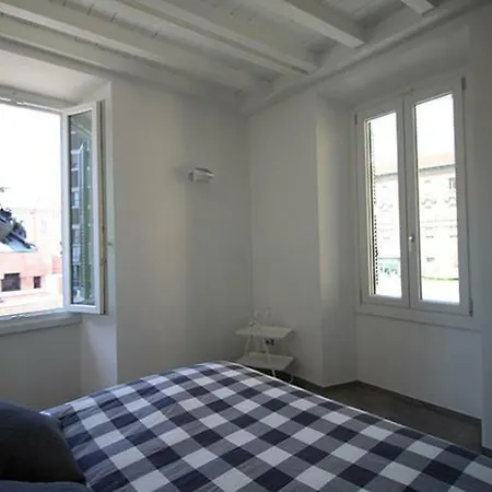 Piazza Trento 11 Appartement