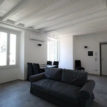 Piazza Trento 11 Apartment Monza